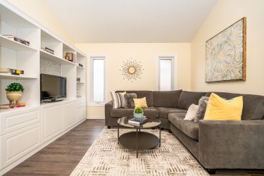 1 Hunter Road, Orangeville