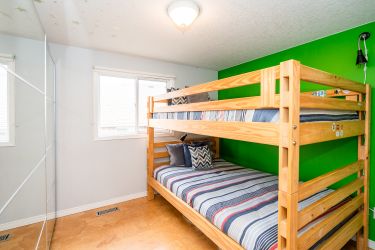 1 Hunter Road, Orangeville