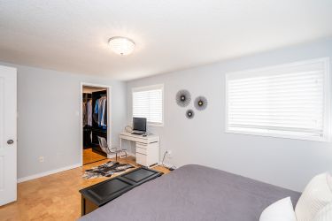 1 Hunter Road, Orangeville