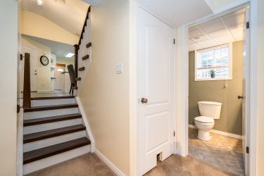 1 Hunter Road, Orangeville