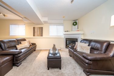 1 Hunter Road, Orangeville
