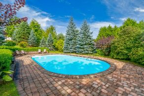 12 Fieldway Court, Melancthon