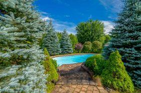 12 Fieldway Court, Melancthon
