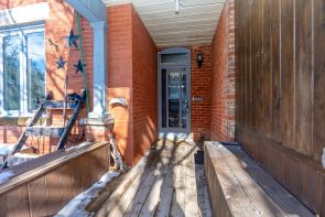120 First Avenue East, Shelburne, Ontario