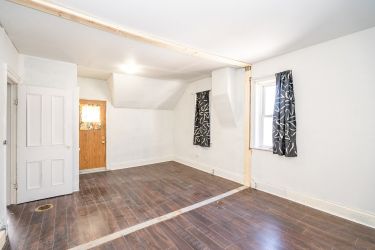 120 First Avenue East, Shelburne, Ontario