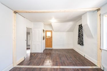 120 First Avenue East, Shelburne, Ontario