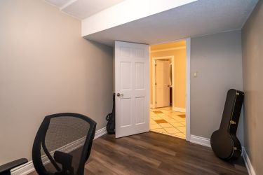 124 Biscayne Crescent, Orangeville