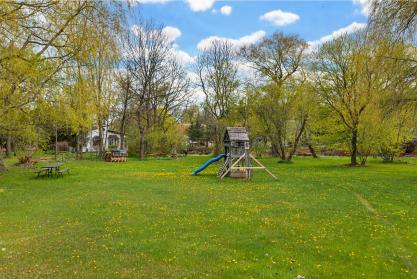 13 Old Pavillion Road, Caledon