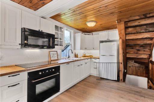 17329 Shaws Creek Road, Caledon