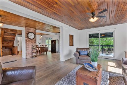 17329 Shaws Creek Road, Caledon