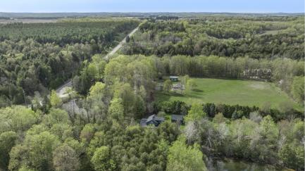 17329 Shaws Creek Road, Caledon