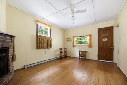 18 Cottage Road, Mono