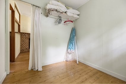 18 Cottage Road, Mono