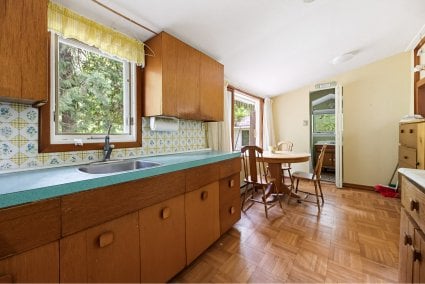18 Cottage Road, Mono