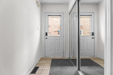 198 Pressed Brick Drive, Brampton