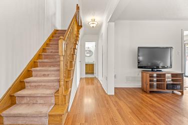 198 Pressed Brick Drive, Brampton