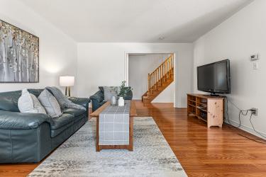 198 Pressed Brick Drive, Brampton