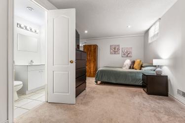 198 Pressed Brick Drive, Brampton