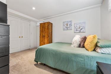 198 Pressed Brick Drive, Brampton