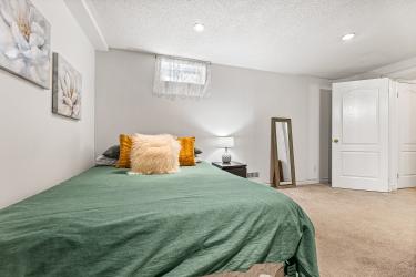 198 Pressed Brick Drive, Brampton