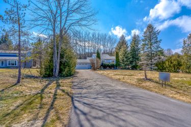 22 Holmes Drive, Caledon
