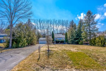 22 Holmes Drive, Caledon