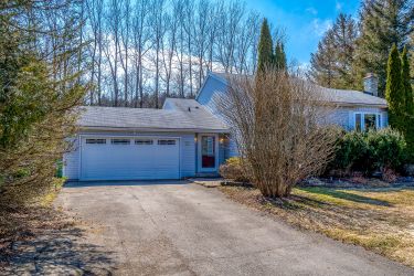 22 Holmes Drive, Caledon