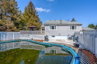 22 Holmes Drive, Caledon