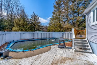 22 Holmes Drive, Caledon