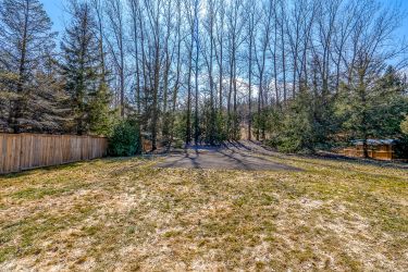 22 Holmes Drive, Caledon