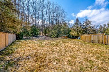22 Holmes Drive, Caledon