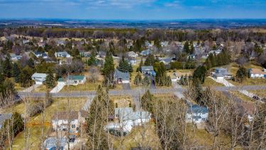 22 Holmes Drive, Caledon