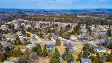 22 Holmes Drive, Caledon