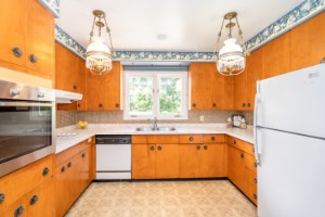221 Victoria Street E, Southgate, Ontario