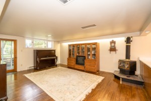 221 Victoria Street E, Southgate, Ontario