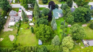 221 Victoria Street E, Southgate, Ontario