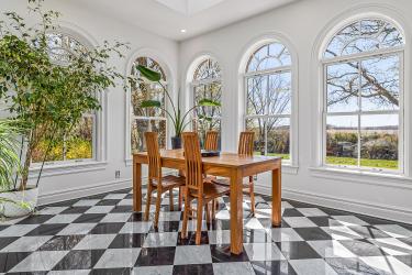 282398 County Road 10, Grand Valley