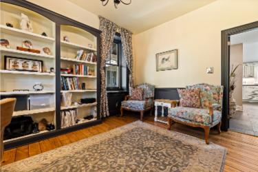 282398 County Road 10, Grand Valley