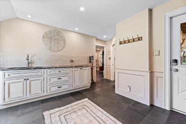 282398 County Road 10, Grand Valley