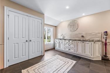 282398 County Road 10, Grand Valley