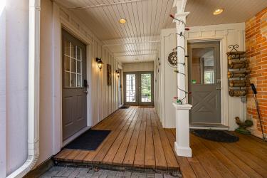 282398 County Road 10, Grand Valley