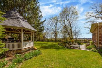 282398 County Road 10, Grand Valley
