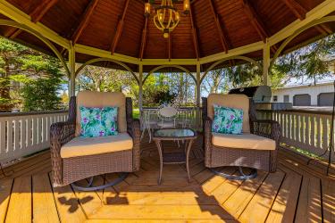 282398 County Road 10, Grand Valley