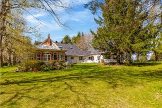 282398 County Road 10, Grand Valley
