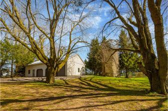 282398 County Road 10, Grand Valley