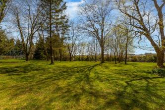 282398 County Road 10, Grand Valley