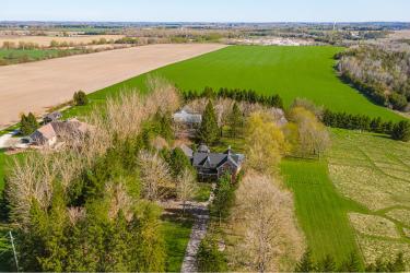 282398 County Road 10, Grand Valley