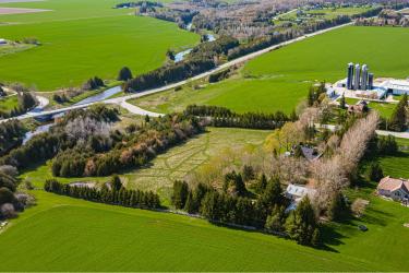282398 County Road 10, Grand Valley