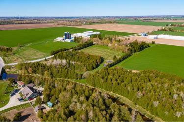 282398 County Road 10, Grand Valley