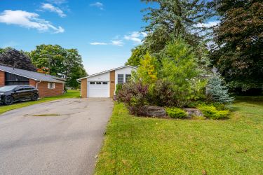 304 Victoria Street E, Southgate, Ontario